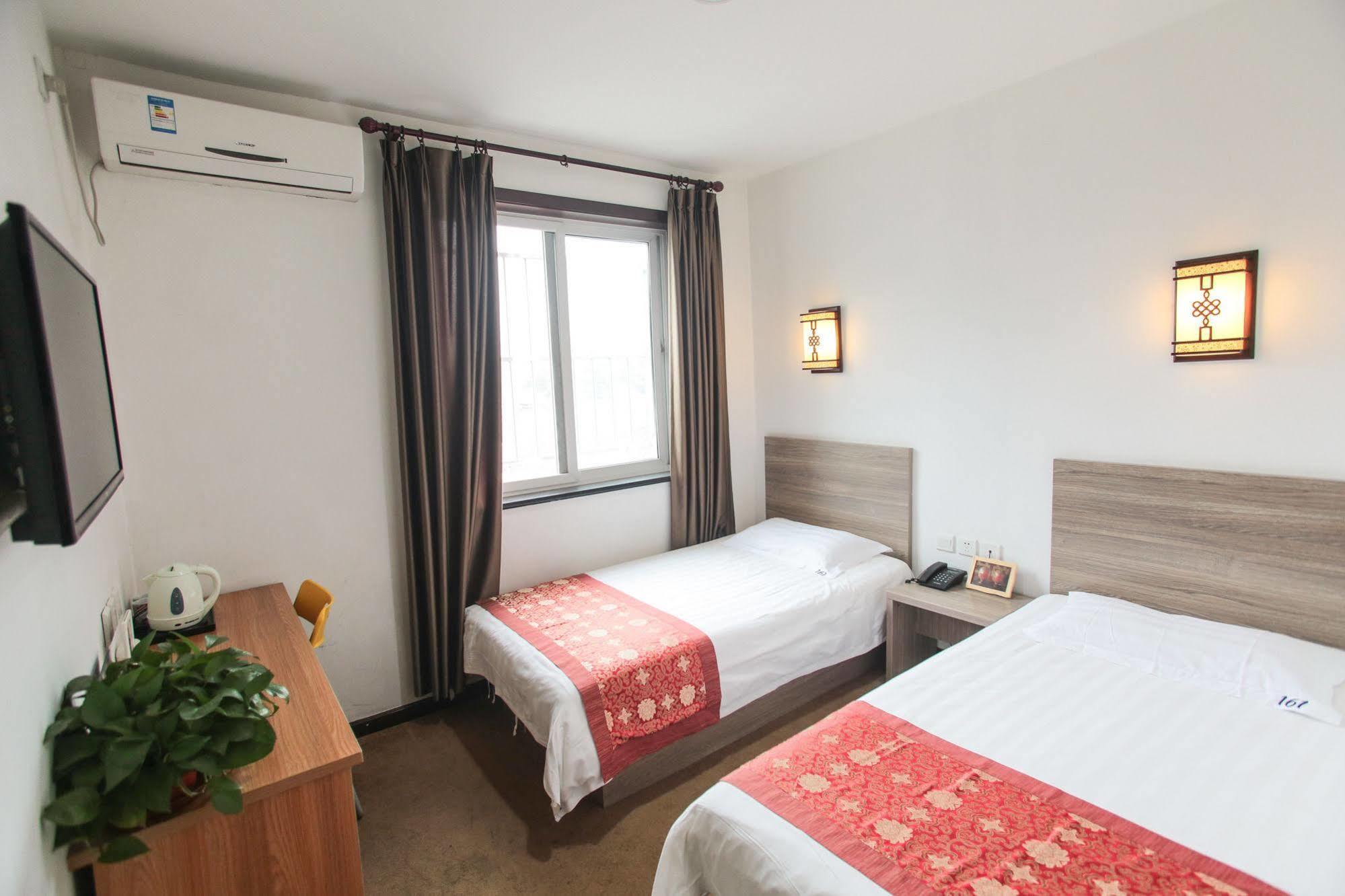 161 Wangfujing Hotel